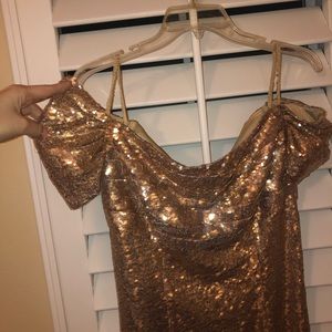 ✨Gold sequined evening gown with matching heels✨